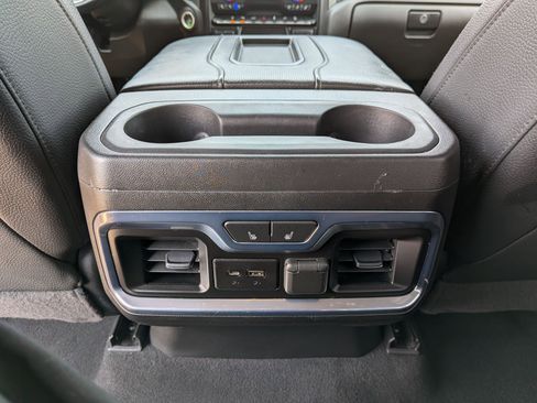 Certified 2022 GMC Sierra 2500 Denali w/ Denali Ultimate Package AWD/4WD image 21