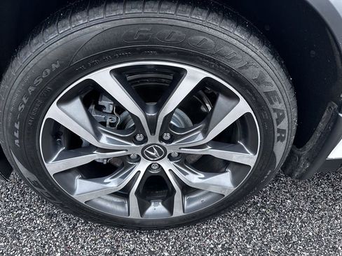 Used 2024 Acura MDX SH-AWD w/ Technology Package image 14