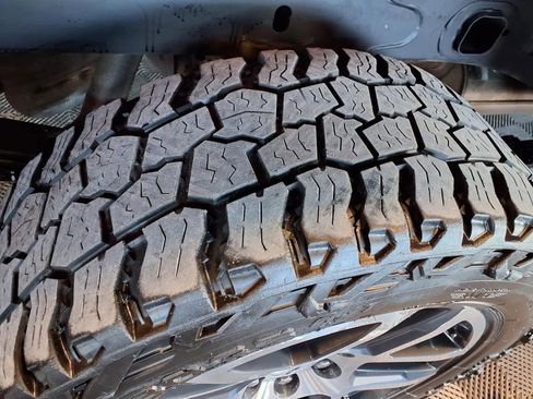 Used 2020 Chevrolet Silverado 1500 Custom Trail Boss w/ Custom Convenience Package image 9