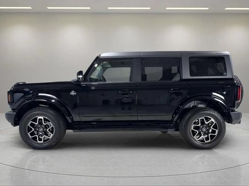 Used 2024 Ford Bronco Outer Banks AWD/4WD image 19