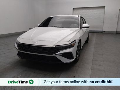 Used 2024 Hyundai Elantra SEL w/ Convenience Package