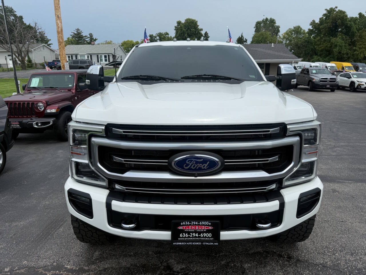Used 2022 Ford F250 Platinum AWD/4WD image 3