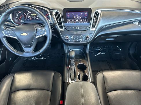 Used 2024 Chevrolet Malibu LT FWD image 12