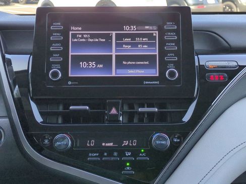 Used 2023 Toyota Camry SE w/ Convenience Package image 18