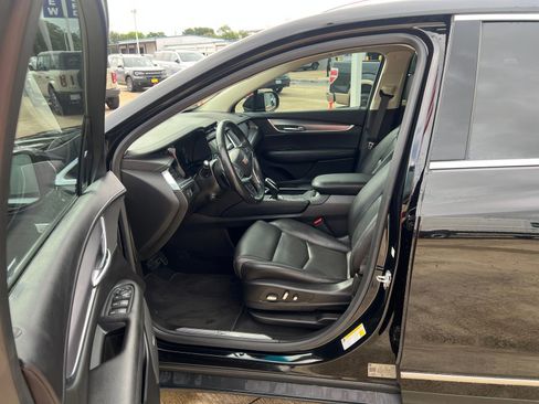 Used 2019 Cadillac XT5 Luxury FWD image 11