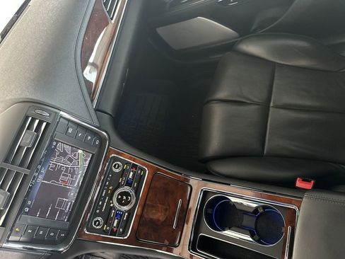 Used 2020 Lincoln Continental Reserve w/ Luxury Package image 23