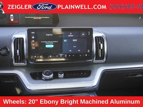 Used 2025 Ford Expedition Max Platinum AWD/4WD image 20