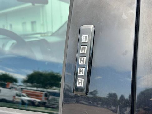 Used 2018 Ford F150 XLT RWD image 17