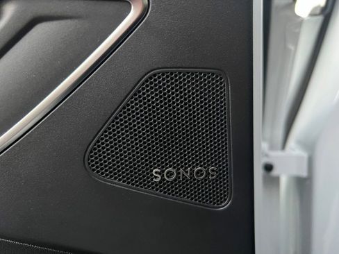 Used 2023 Audi Q4 e-tron Premium Plus w/ Premium Plus image 11