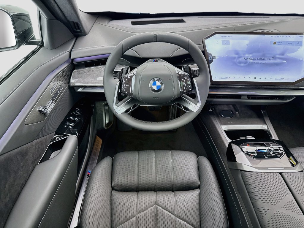 New 2027 BMW 740i w/ Premier Package RWD image 11