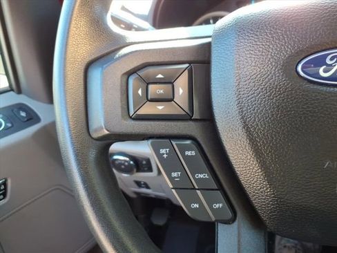 Certified 2018 Ford F250 XLT w/ XLT Premium Package image 23