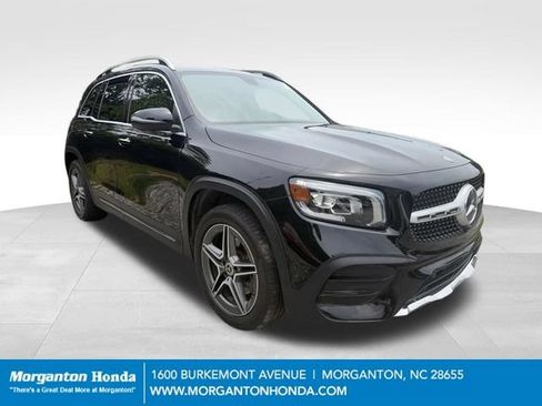 Used 2021 Mercedes-Benz GLB 250 image 1