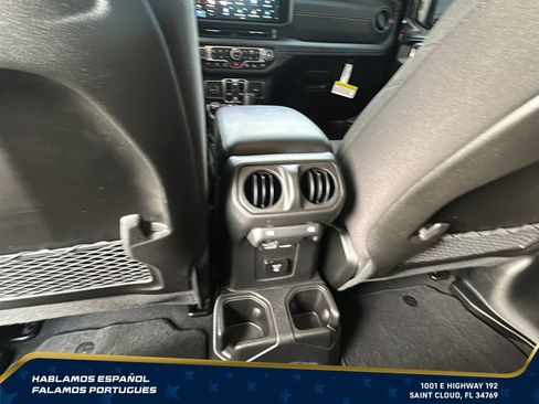 Used 2025 Jeep Gladiator Mojave w/ Safety Group AWD/4WD image 35
