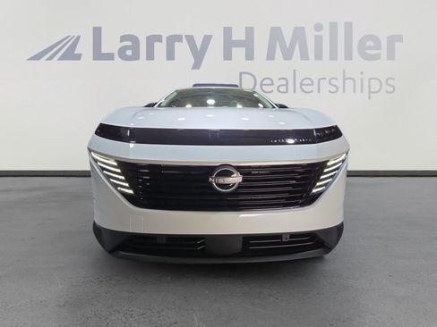 New 2025 Nissan Murano SL image 8