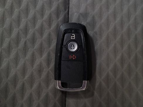 Used 2021 Ford Escape SE FWD image 32