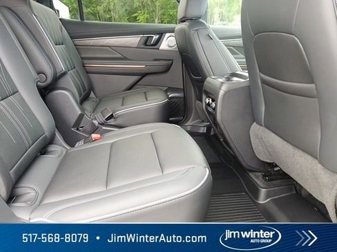 Used 2025 Buick Enclave Avenir w/ LPO, Floor Liner Package AWD/4WD image 14