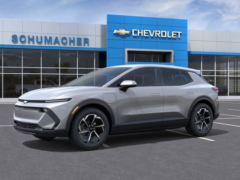 New 2026 Chevrolet Equinox EV LT FWD image 2