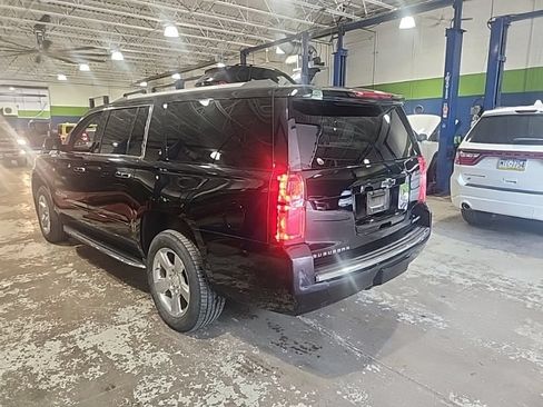 Used 2019 Chevrolet Suburban Premier AWD/4WD image 5