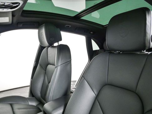 New 2026 Porsche Macan S AWD/4WD image 5