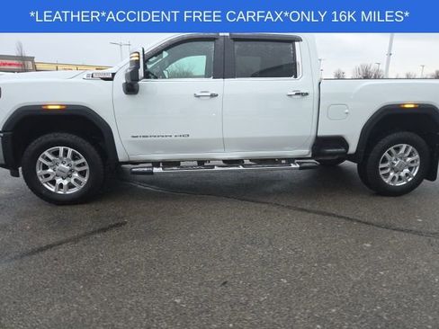 Used 2024 GMC Sierra 3500 SLT image 13