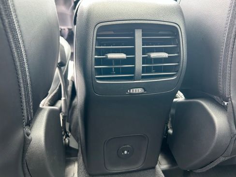 Certified 2023 Ford Escape Platinum AWD/4WD image 17