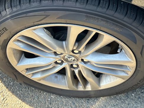 Used 2017 Toyota Camry SE FWD image 10