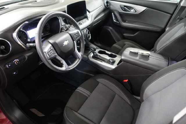 Used 2024 Chevrolet Blazer LT w/ Convenience Package FWD image 10