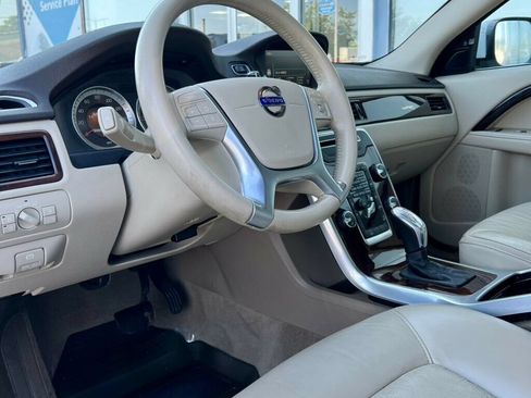 Used 2013 Volvo XC70 3.2 AWD/4WD image 14