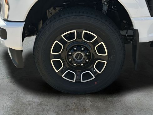 New 2026 Ford F250 Platinum AWD/4WD image 38