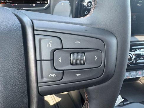 New 2026 GMC Sierra 1500 AT4 w/ Technology Package AWD/4WD image 20
