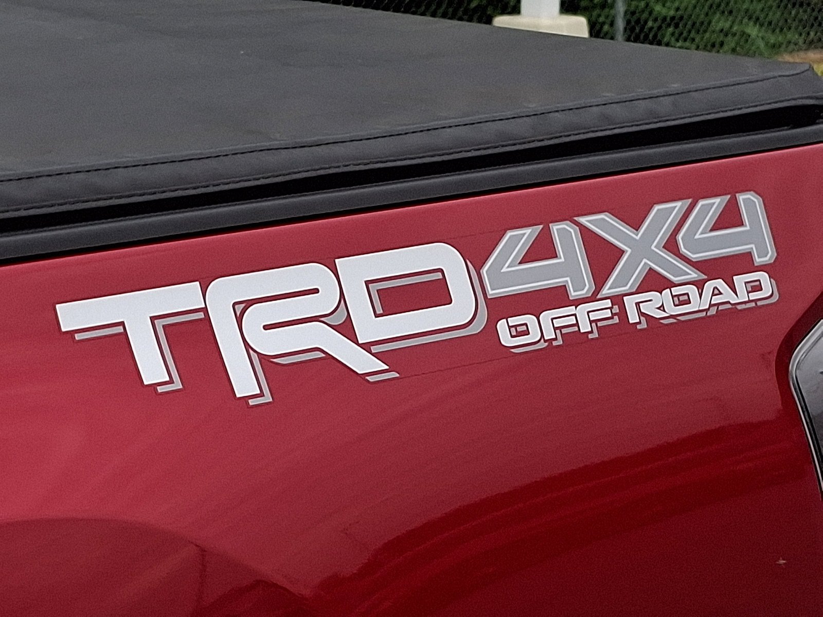 Used 2022 Toyota Tacoma TRD Off-Road AWD/4WD image 33