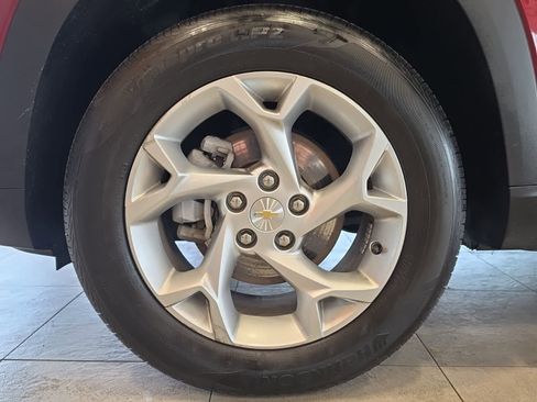 Used 2024 Chevrolet Trax LS w/ LS Convenience Package FWD image 13