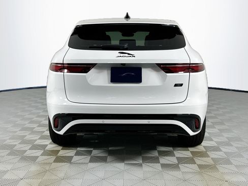 Certified 2026 Jaguar F-PACE R-Dynamic S image 6