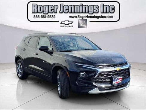 Used 2024 Chevrolet Blazer LT w/ Convenience Package image 5