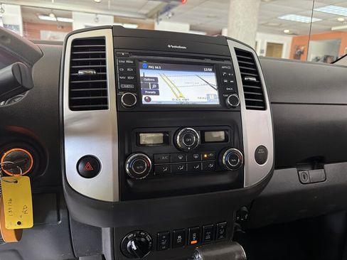 Used 2019 Nissan Frontier PRO-4X w/ Pro-4x Luxury Package AWD/4WD image 25