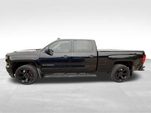 Used 2017 Chevrolet Silverado 1500 LT w/ True North Edition AWD/4WD image 3