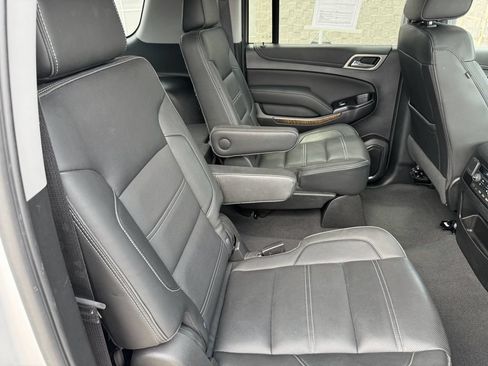 Used 2020 GMC Yukon XL Denali w/ Denali Ultimate Package AWD/4WD image 30