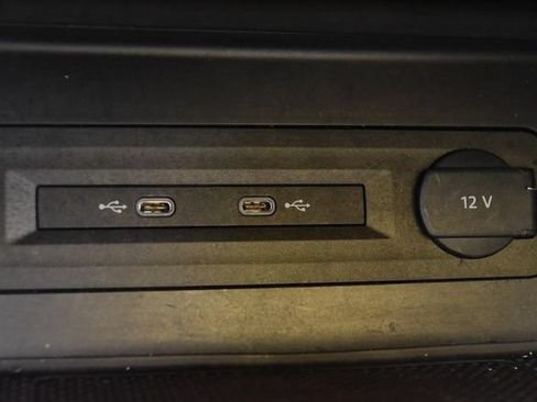 Used 2023 Volkswagen Atlas SE w/ Panoramic Sunroof Package FWD image 16