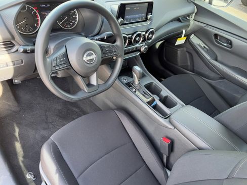 New 2025 Nissan Sentra S image 18