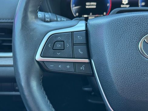 Used 2024 Toyota Grand Highlander Platinum image 33