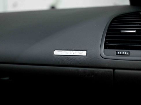 Used 2011 Audi R8 V10 AWD/4WD image 48