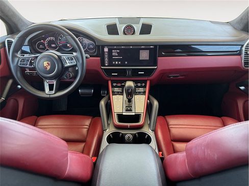 Used 2019 Porsche Cayenne Turbo AWD/4WD image 10