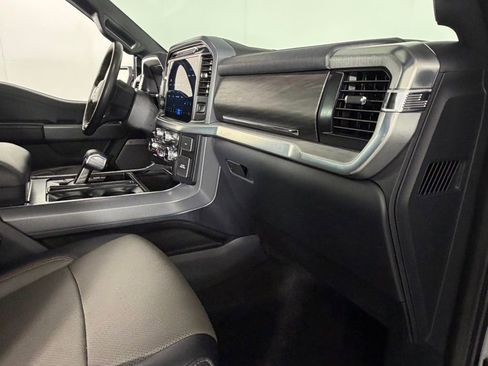 Used 2025 Ford F150 Lariat w/ FX4 Off-Road Package image 32