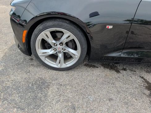 Used 2016 Chevrolet Camaro SS RWD image 10