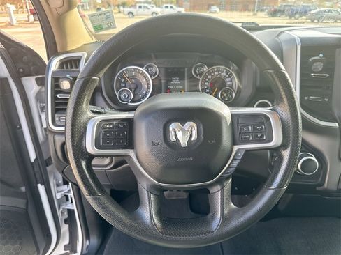 Used 2019 RAM 2500 Big Horn image 16