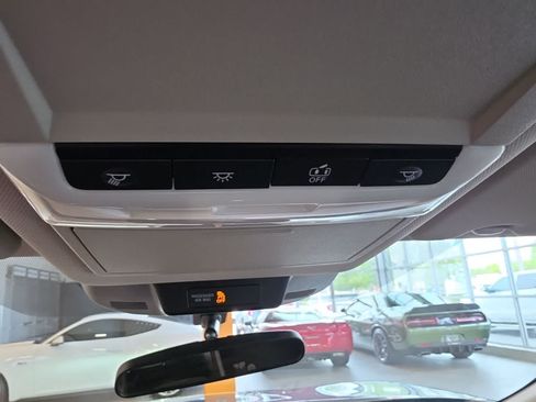 Used 2021 Nissan Rogue S AWD/4WD image 29