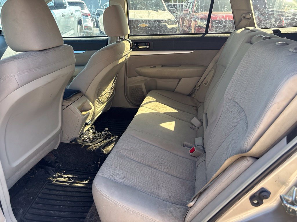 Used 2014 Subaru Outback 2.5i w/ Popular Package #2 AWD/4WD image 10