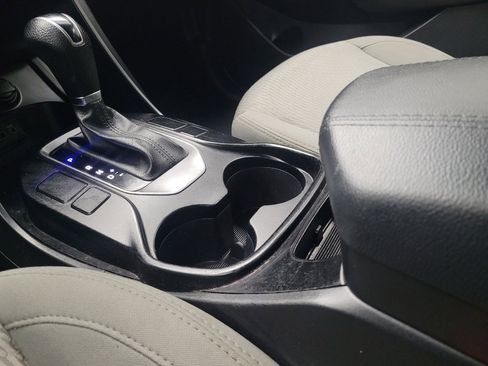 Used 2017 Hyundai Santa Fe Sport FWD image 26