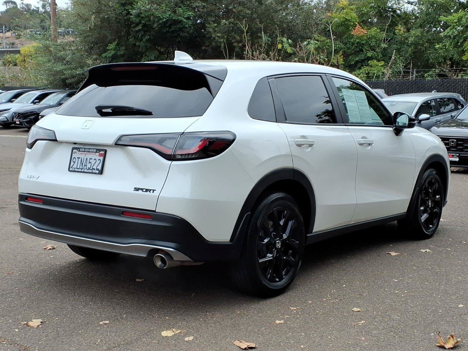 Used 2025 Honda HR-V Sport image 4