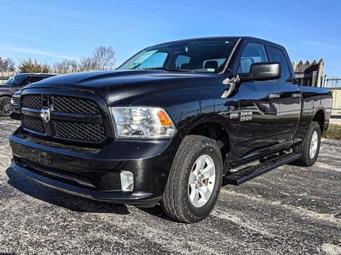 Used 2018 RAM 1500 Express image 3